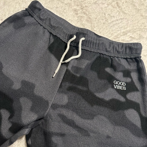 Jr Large Good Vibes Camo Joggers. MUST BE BUNDLED - Picture 3 of 6